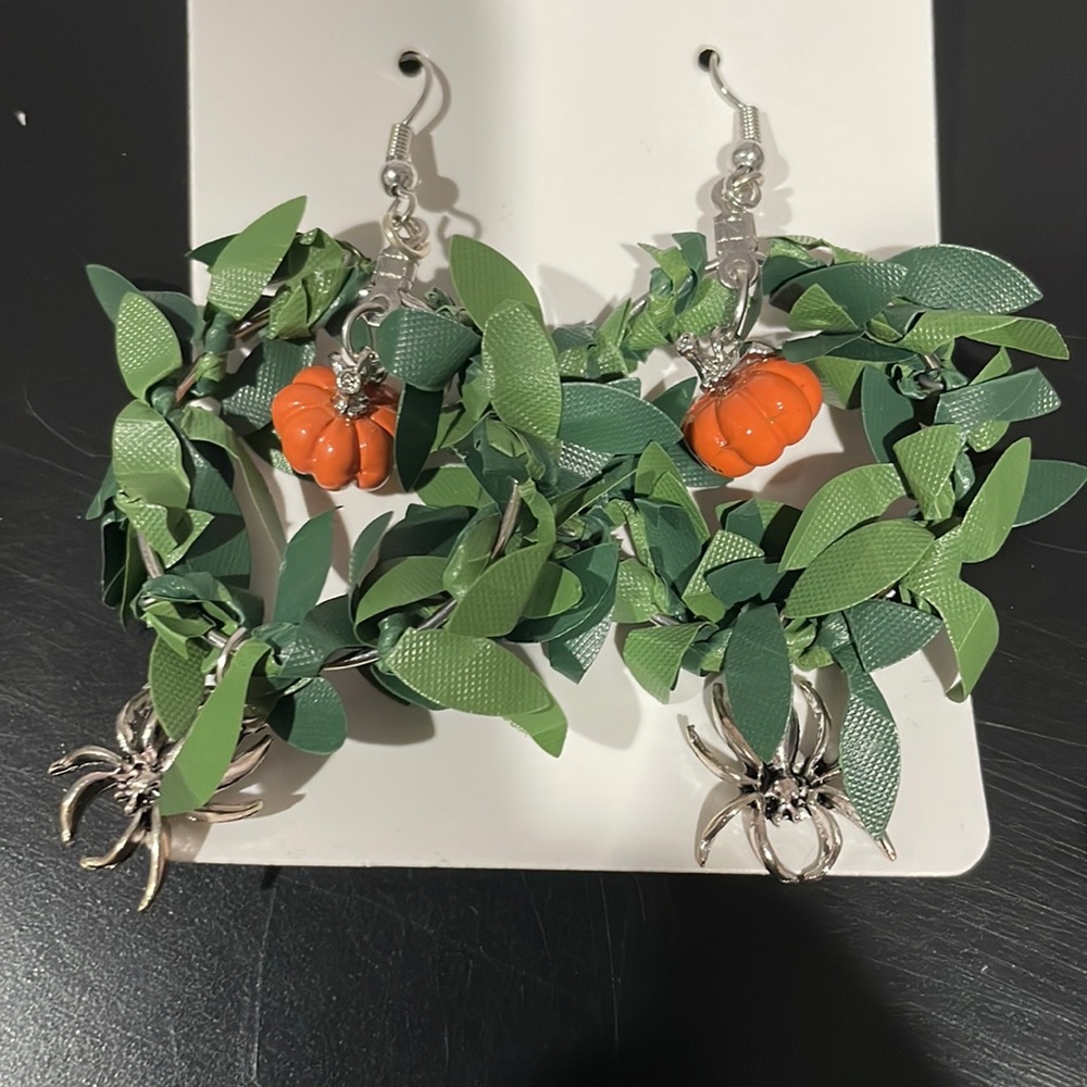 Homemade Earrings Wreath Pumpkins and Spiders